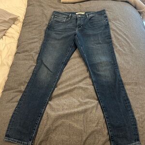 Levi's Dark Blue Skinny Jeans